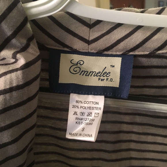 Front tie sweater - Picture 2 of 3